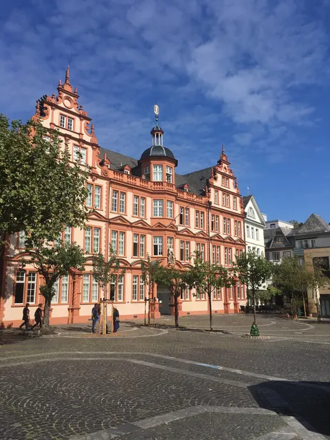 Musée Gutenberg de Mayence, maison Zum Römischen Kaiser sur la Liebfrauenplatz